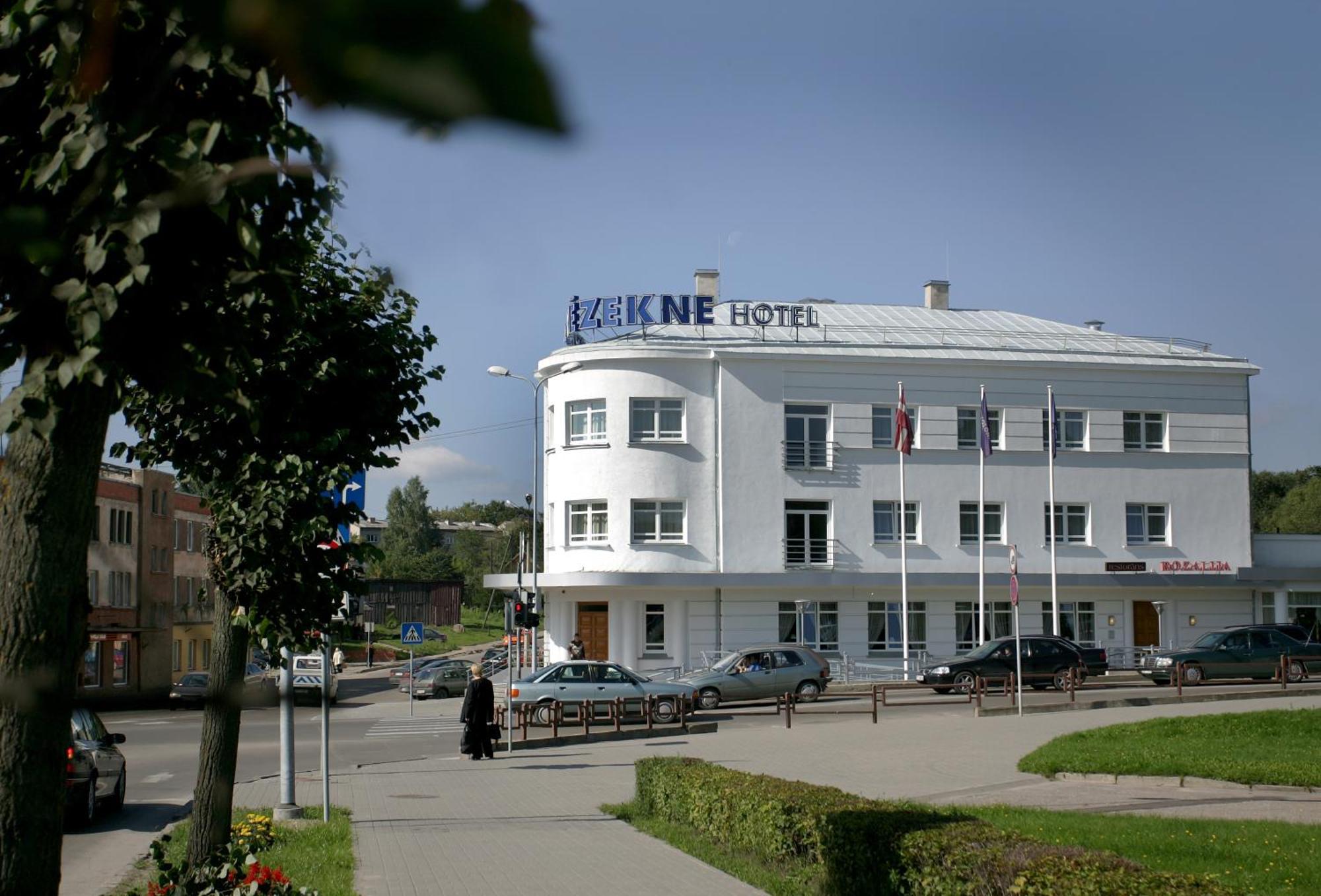 Kolonna Hotel Rezekne Exterior photo