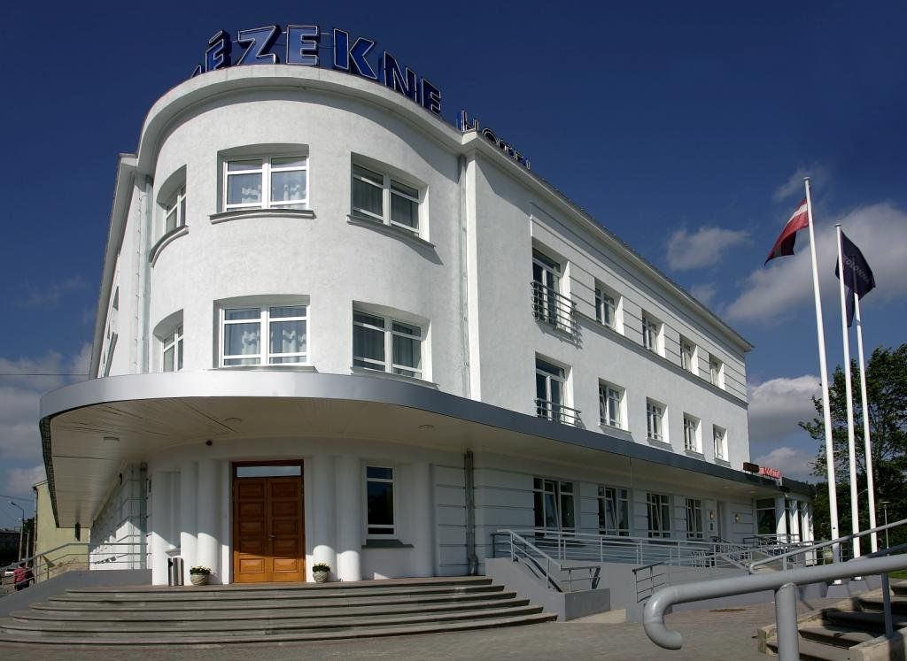 Kolonna Hotel Rezekne Exterior photo