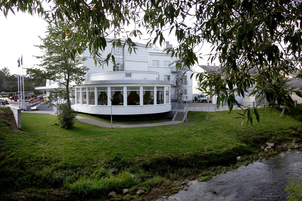 Kolonna Hotel Rezekne Exterior photo